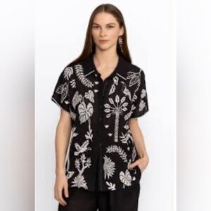 Johnny Was Luciana Dolman Shirt. Black with white embroidery. Size XL. NWT